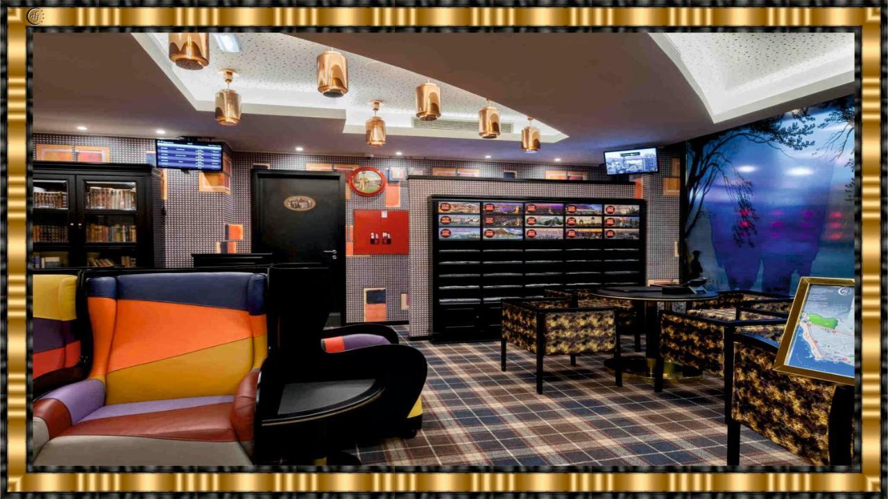 Hotel Jaguar Oporto - Airport To Hotel And City Center And Vice-Versa Is A Free And Continuous Shuttle Service From 7Am To 8Pm Exteriör bild